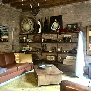 https://il-buco-della-suora.hotelinveneto.com