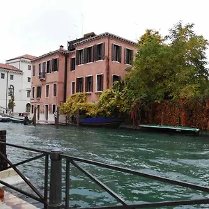 https://ponte-san-lorenzo-apartment.hotelinveneto.com