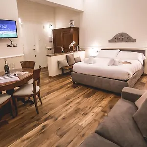 https://timo-acacia-firenze.it-tuscanyhotel.com